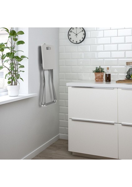 Katlanır Tabure, Beyaz modelleri