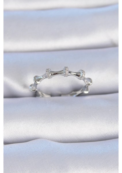 Bfs Pirinç Gümüş Renk Zirkon Taşlı Kadın Yüzük