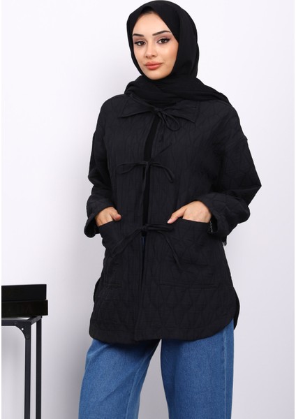 Siyah Yakalı Çift Cepli Kapitone Ceket modelleri