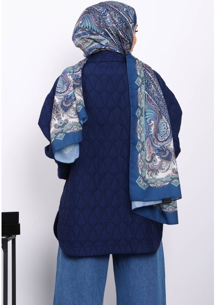 Lacivert Yakalı Çift Cepli Kapitone Ceket fırsatları