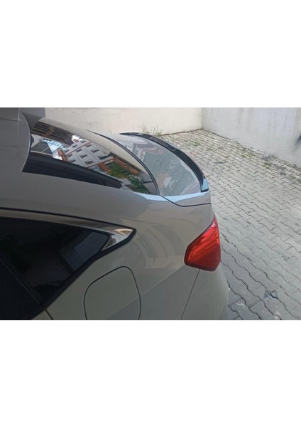 Honda Civic 2022+ Hybrid Spoiler fiyatları