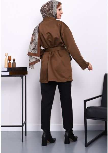 Kahverengi Cep Detaylı Kuşaklı Ceket fırsatları