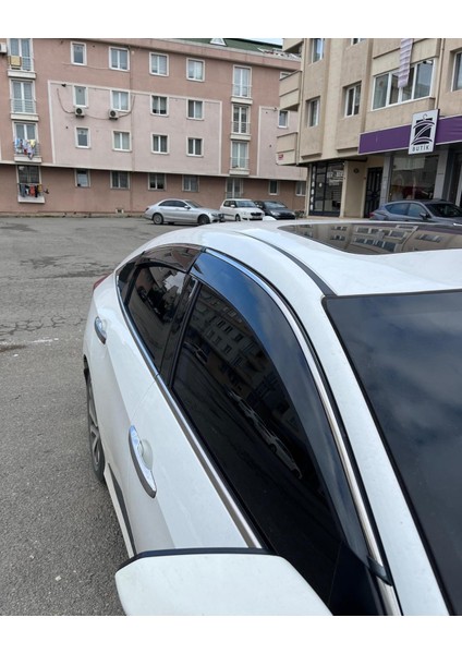 Honda Civic Fc5 Kromlu Cam Rüzgarlığı