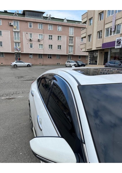 Honda Civic Fc5 Kromlu Cam Rüzgarlığı modelleri