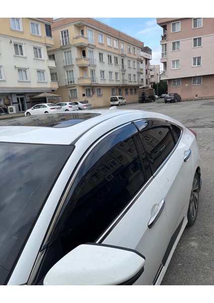 Honda Civic Fc5 Kromlu Cam Rüzgarlığı