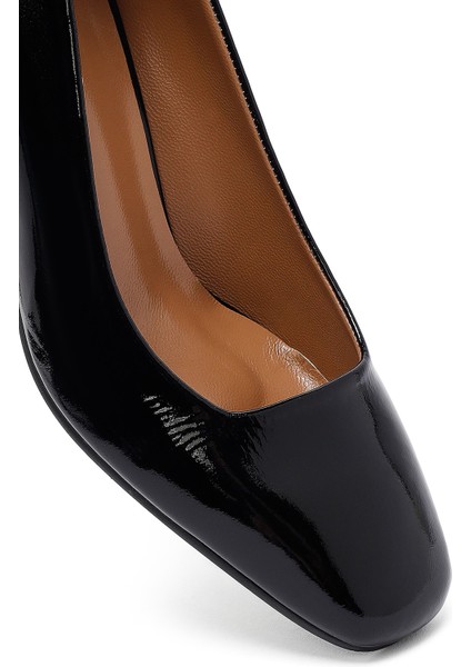 Kadın Siyah Kalın Topuklu Deri Ayakkabı 25AFD130716