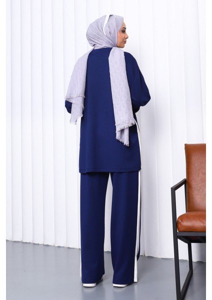 Lacivert Yanları Yırtmaçlı Tunik Pantolonlu Takım fırsatları