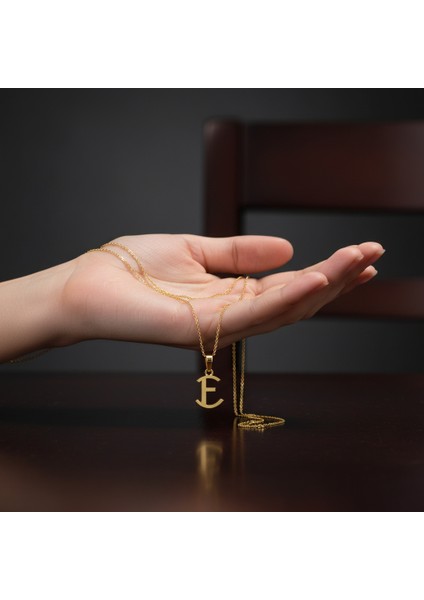 8 Ayar Altın Kolye Ucu Harf E GM9506 1 gr fiyatları