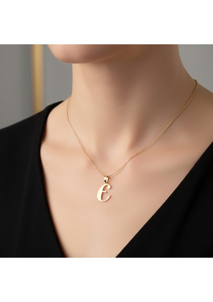 8 Ayar Altın Kolye Ucu Harf E GM9499 0.5 gr