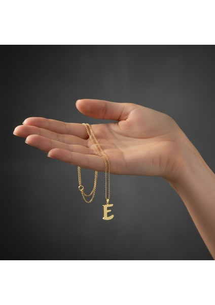 8 Ayar Altın Kolye Ucu Harf E GM9523 1 gr fiyatları