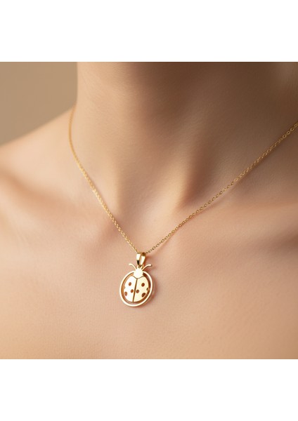 8 Ayar Altın Kolye Ucu Uğur Böceği GM9311 1 gr