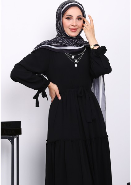 Siyah Eteği Katlı Kol Bağlamalı Elbise modelleri