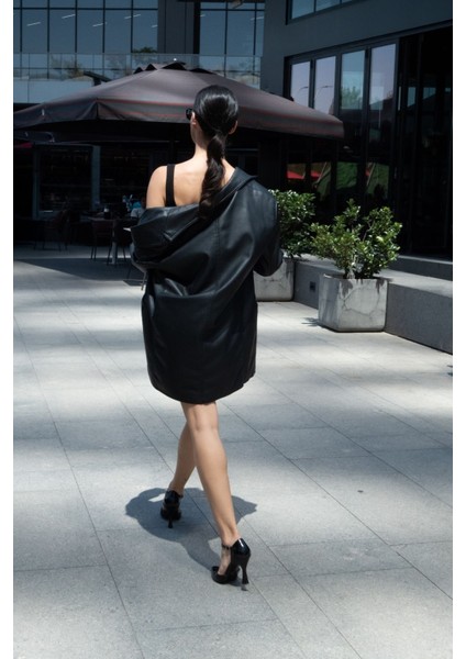 Hakiki Deri Rugan Topuklu Kadın Ayakkabısı 25HSY00KY modelleri