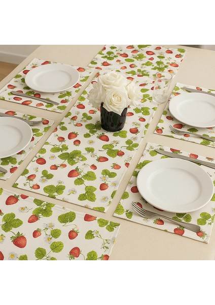 Çilek Desenli Masa Runner 40X145 cm ve Amerikan Servis Seti (6 Kişilik)