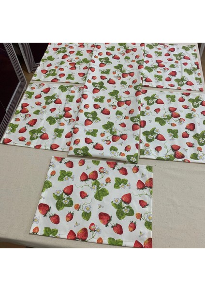 Çilek Desenli Masa Runner 40X145 cm ve Amerikan Servis Seti (6 Kişilik) fiyatları