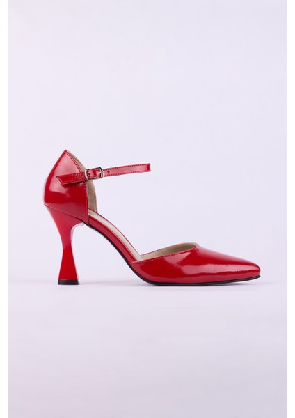 Hakiki Deri Rugan Topuklu Kadın Ayakkabısı 25HSY00KY fırsatları