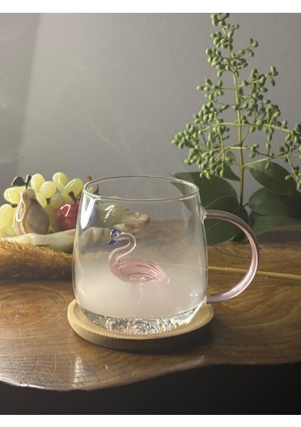 Flamingo Figürlü Cam Kupa – Şeffaf Kulplu Bardak