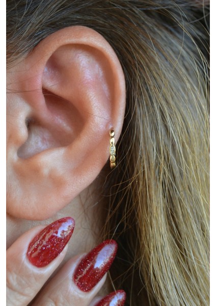 Ince Taşlı Halka Piercing – Kıkırdak, Helix ve Kulak Lobu