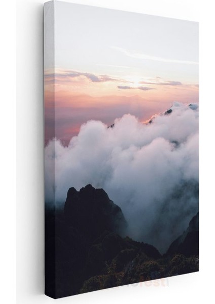 Bulutların Üstünde - Pembe Gökyüzünde Dağ Zirveleri Kanvas Tablo modelleri