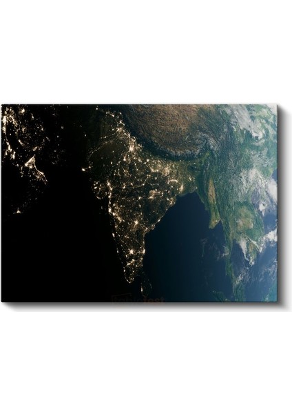 Dünya Gecesi - Uzaydan Görülen Işıklı Şehirler ve Kıtalar Kanvas Tablo fiyatları