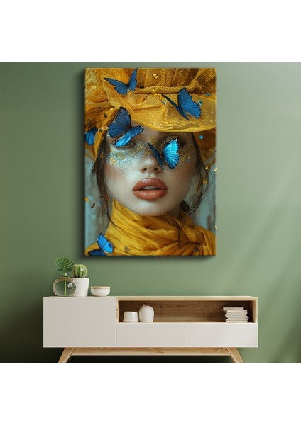 Mavi Kelebekler - Altın Sarısı Detaylı Portre Kanvas Tablo