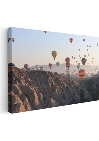 Kapadokya Balonları - Peri Bacaları Üzerinde Şafak Vakti Kanvas Tablo modelleri