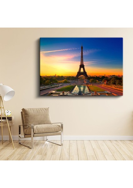 Eyfel Kulesi - Paris'te Gün Batımı Kanvas Tablo