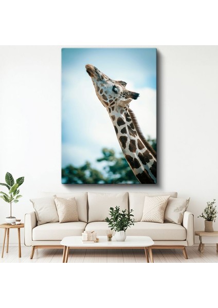 Zürafa Portresi - Gökyüzüne Uzanan Benekli Boyun Kanvas Tablo
