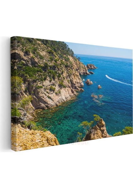 Akdeniz Kıyısı - Berrak Sular ve Kayalık Falezler Kanvas Tablo modelleri