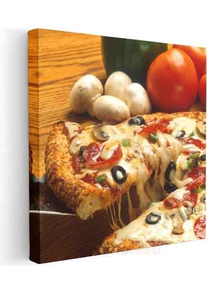 Italyan Pizzası - Eriyen Peynir Lezzeti Kanvas Tablo modelleri