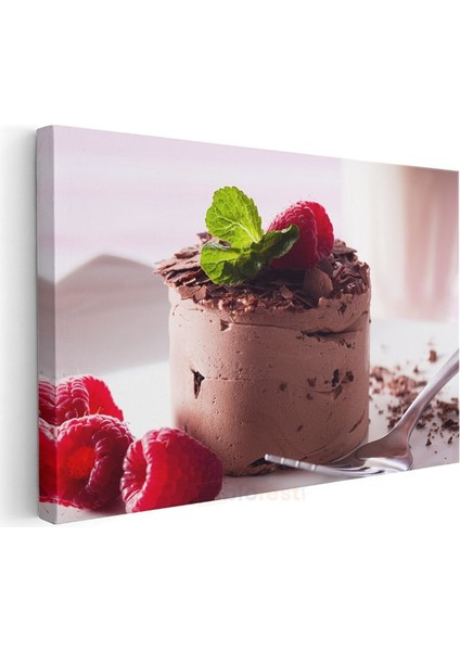 Çikolatalı Mousse - Ahududu ve Nane Yapraklı Tatlı Lezzeti Kanvas Tablo modelleri