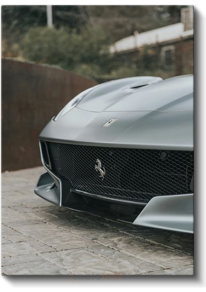 Ferrari - Italyan Süper Otomobilinin Zarif Ön Izgara Detayı Kanvas Tablo fiyatları