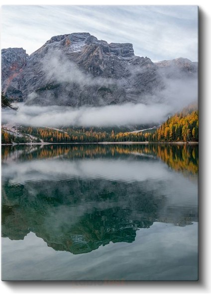 Dağ Gölü - Sonbahar Ormanları ve Yansımaların Muhteşem Uyumu Kanvas Tablo fiyatları