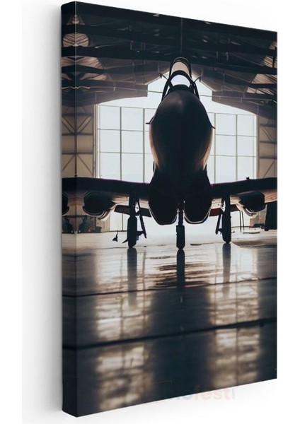 Savaş Uçağı Silueti - Hangar Içinde Askeri Jet Kanvas Tablo modelleri