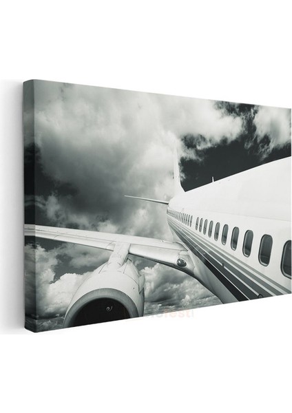 Boeing Yolcu Uçağı - Bulutlar Arasında Yükselen Jet Kanvas Tablo modelleri