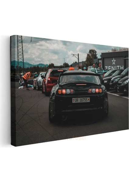 Toyota Supra - Siyah Spor Otomobil Arka Görünüm Kanvas Tablo modelleri