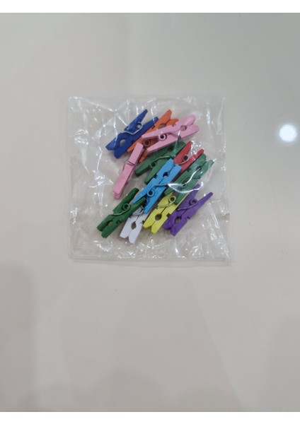 Anı Çerçevesi Çam Ağacı Hediyelik 20 Fotoğraflık Anı Çerçevesi | 9 x 9 cm Boyutuna Uygun modelleri