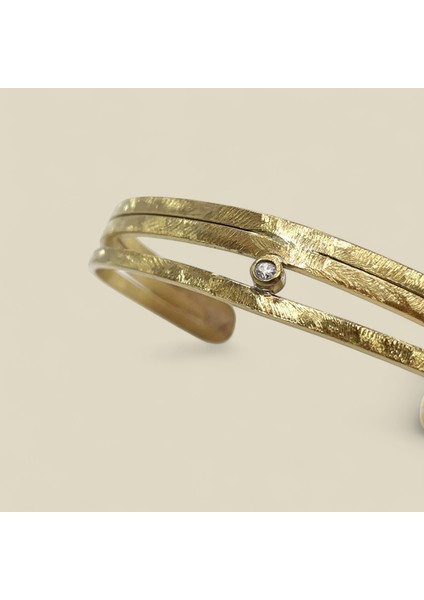 El Yapımı Saf Pirinç Üç Katlı Tek Taş Kelepçe Bileklik