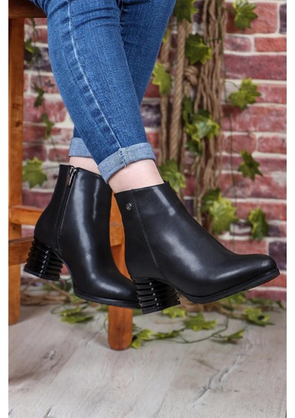 55158 Siyah Cilt Fermuarlı Sıcak Astar Kalın Topuklu Kadın Bot fırsatları