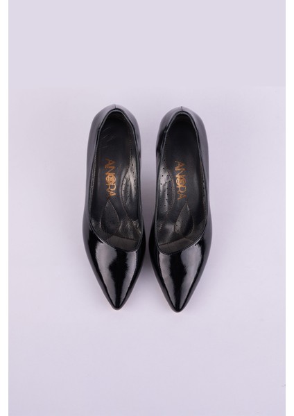 Hakiki Deri Rugan Topuklu Kadın Ayakkabısı 25MHT148 fırsatları