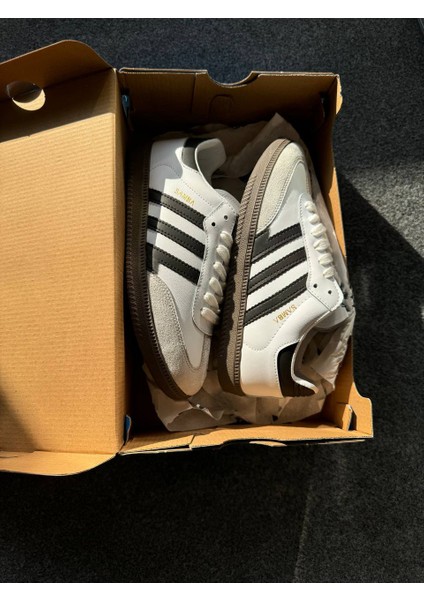 Samba Og Kaydırmaz Taban Spor Ayakkabı indirimleri