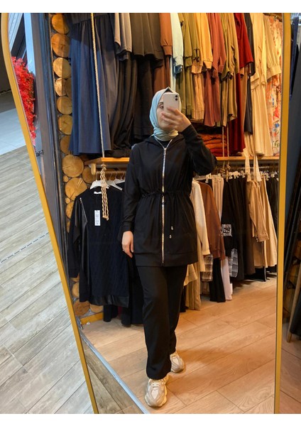 Kapüşonlu Beli Bağcıklı Eşofman Takımı modelleri