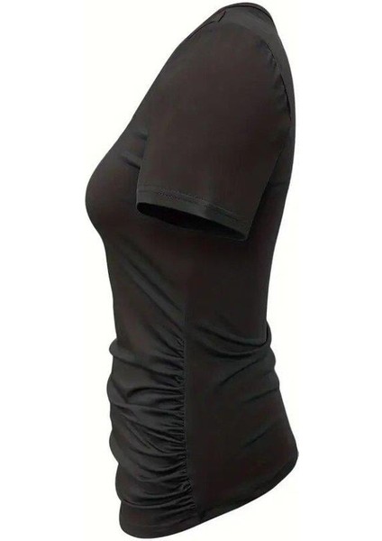 Kadın Kısa Kollu Yakası Açık Lazer Kesik Detaylı Viskon Bluz indirimleri