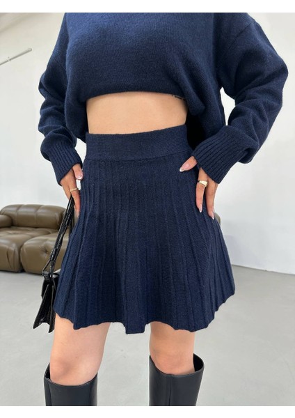 Triko Kumaş Pileli Etekli Hırka Takım fırsatları