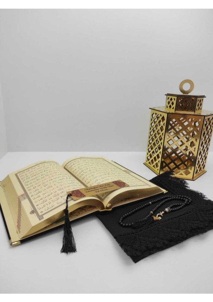 Kur'anı Kerim Hayrat Neşriyat Ortaboy (16X24)(SİYAH, Mühürlü) Namaz Örtüsü, Tesbih, Ayraç Seti fiyatları