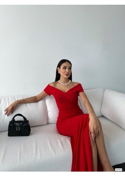 Kadın Dalgıç Kumaş Kayık Yaka ve Dekolte Detaylı Elbise fiyatları