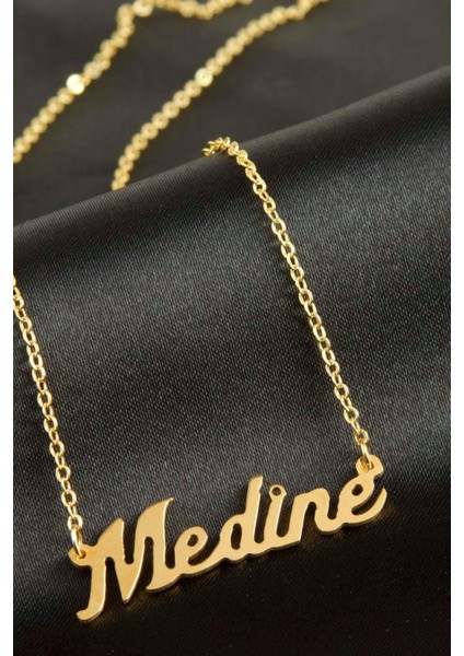 Medine Isimli Kolye (Kişiye Özel)