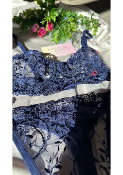 Lacivert Koyu Mavi Büyük Beden Dantelli Brode Iç Çamaşır Takımı Bralette (Balenli Sütyen &tanga) fırsatları