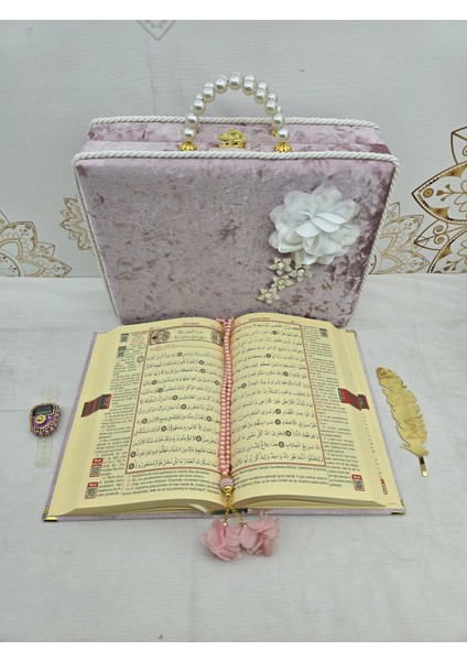 Kişiye Özel Pembe Renk Mealli Kuranı Kerim Seti