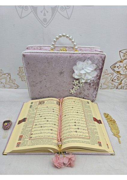 Kişiye Özel Pembe Renk Mealli Kuranı Kerim Seti fiyatları